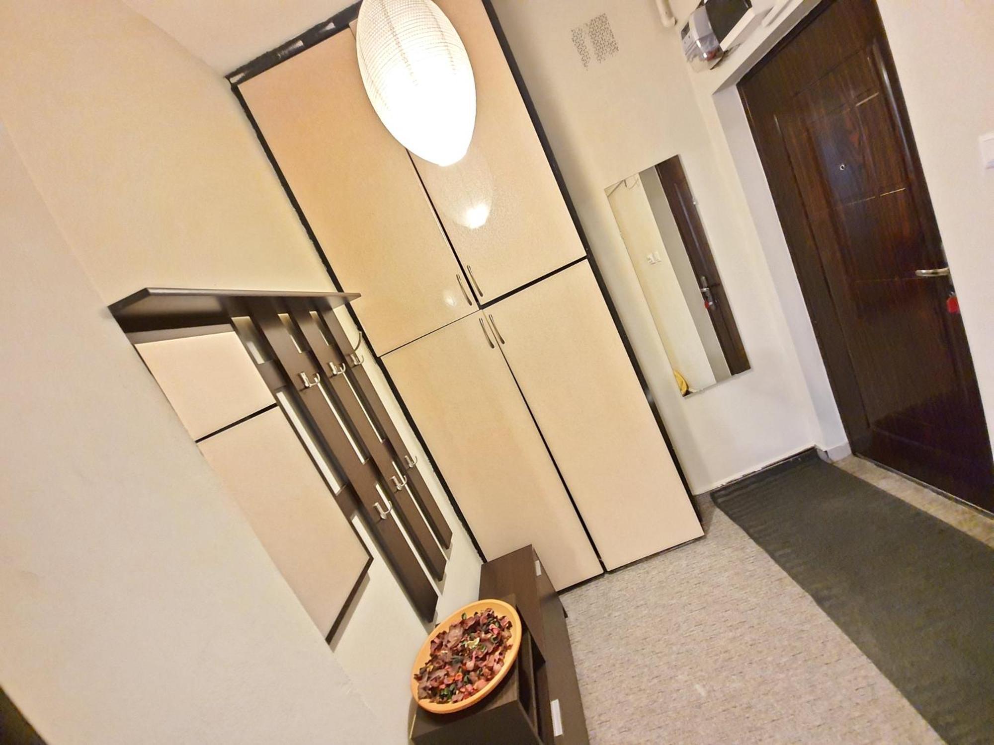 Global Downtown Apartments - Universitate - Calea Victoriei Bucarest Exterior foto